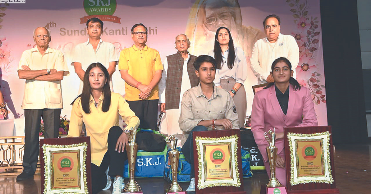 Suman, Siddhi & Pearl get Sundar Kanti Joshi Award